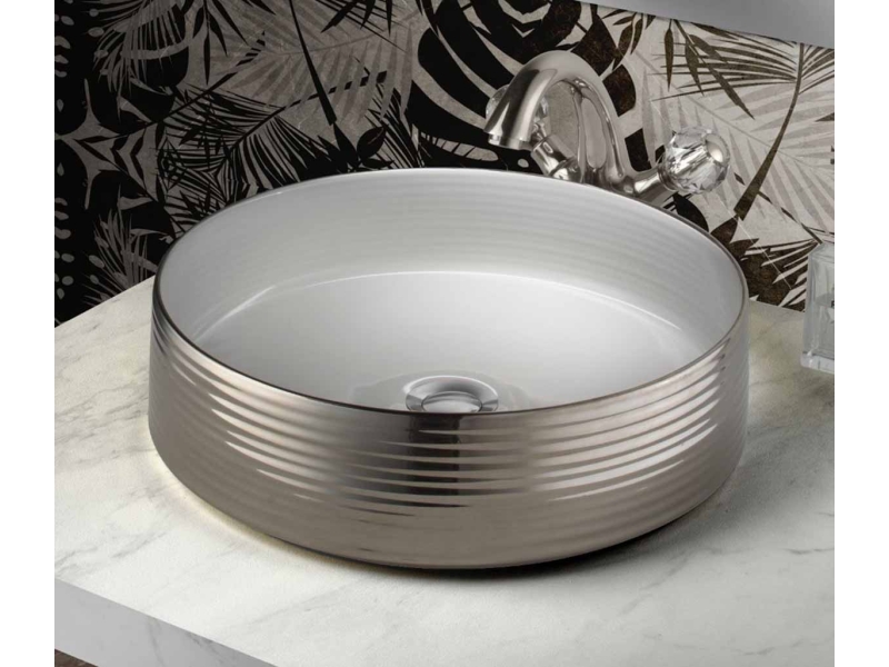 Купить Раковина CIPPO GLOSSY WHITE INSIDE AND GLOSSY PLATINUM OUTSIDE Terzofoco 0201GWP для установки на столешницу, размер 405*115 мм, цвет WHITE INSIDE AND GLOSSY PLATINUM OUTSIDE